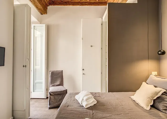 Piazza Farnese Exclusive View 2 Bedroom En Roma